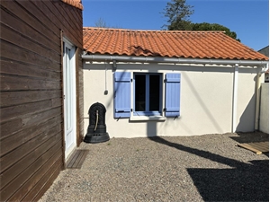 maison en pierres à la vente -   85750  ANGLES, surface 68 m2 vente maison en pierres - UBI472132391